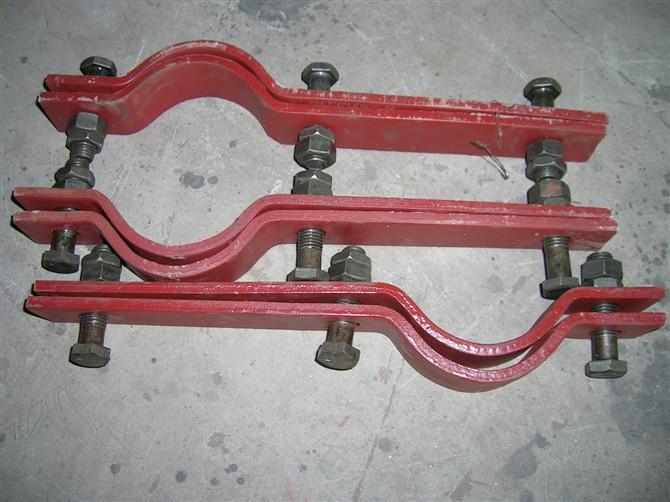 供应双排螺栓压紧管夹重型加长底板管夹轻型加长底板管夹管道钢管