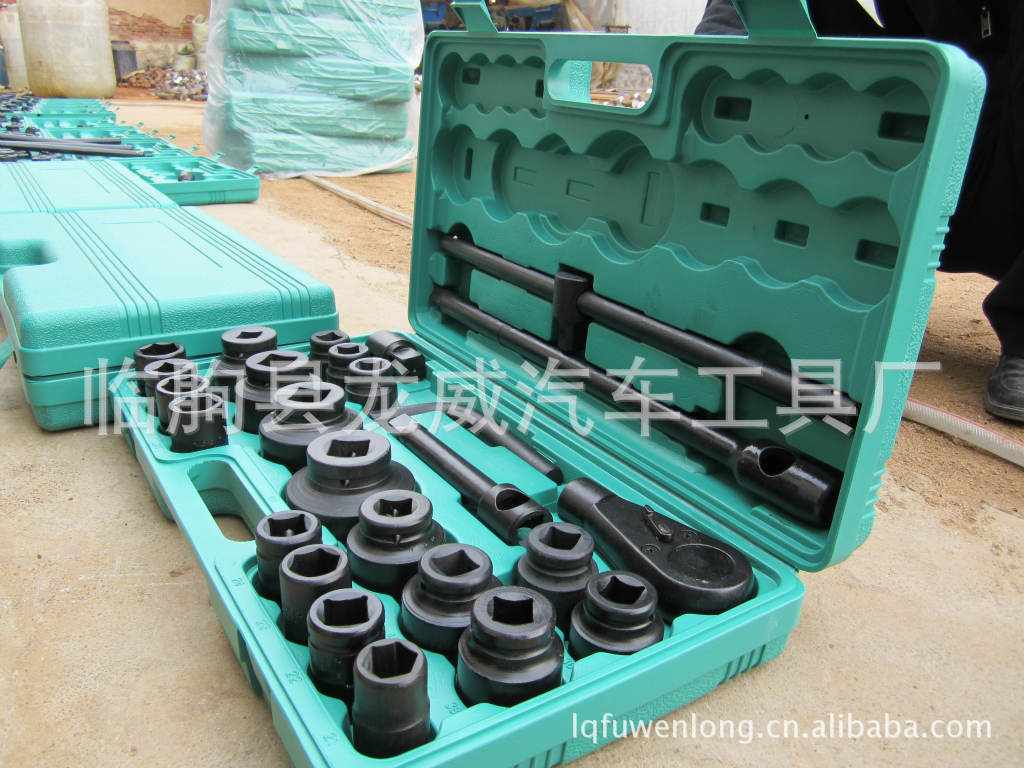 供应19MM重型26件套装 21mm-65mm套筒及转换接头等各类附件等