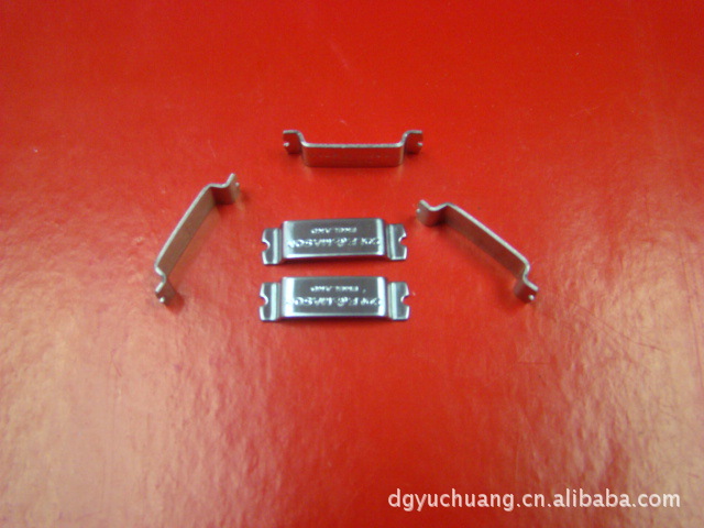 供应五金冲压，拉伸件，弹片，散热片，各种金属材料冲压件