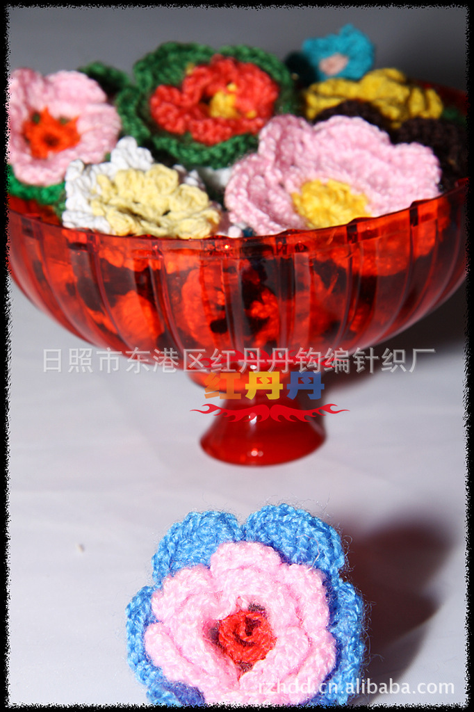 供应手钩花，钩针棉线花，手钩胸花，毛线花。F-67手工装饰花边