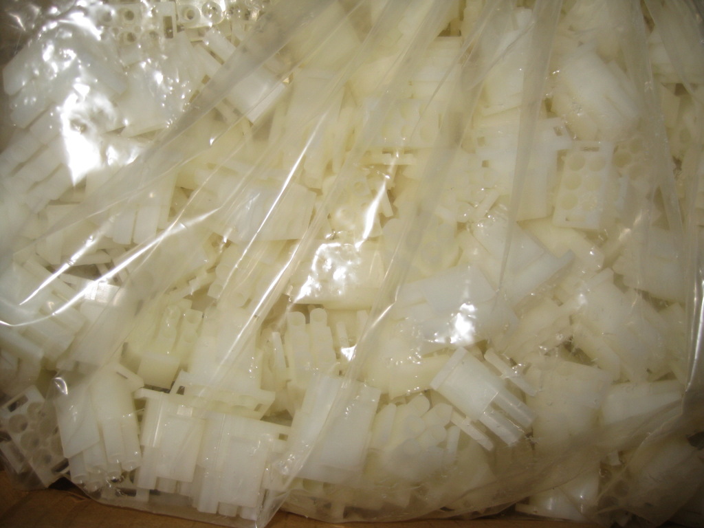 长期大量供应AMP1-480704-0