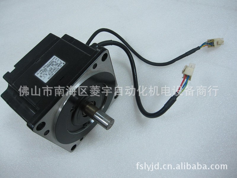 原装日本YASKAWA安川伺服电机SGMP-08A312 750W，以询价为准！