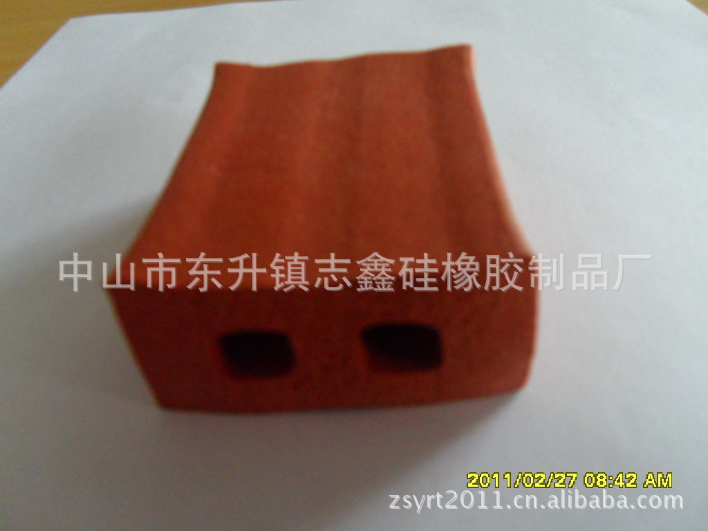 中山橡胶制品厂硅胶发泡条 橡胶发泡管 硅胶制品加工硅胶管密封条
