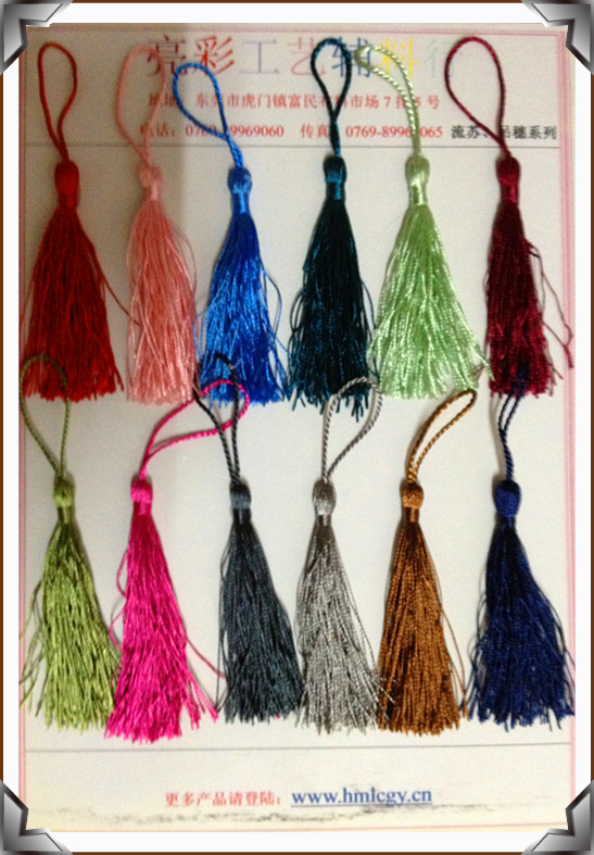 供应时尚挂包流苏吊穗中国结流苏家纺服装窗帘吊穗流苏头吊穗批发