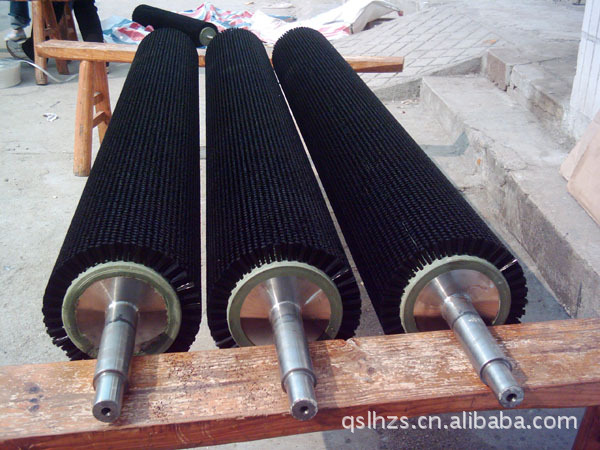 求购磨毛机毛刷 我厂为你提供优质毛刷 毛刷辊合金机械