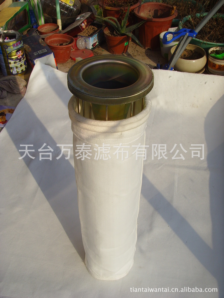 厂家销售PE涤纶常规针刺毡除尘袋