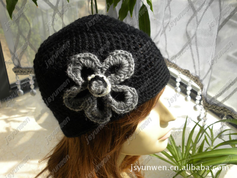 秋冬欧版原单帽子 时尚女式黑色 手钩花装饰 纯手工 实物拍摄