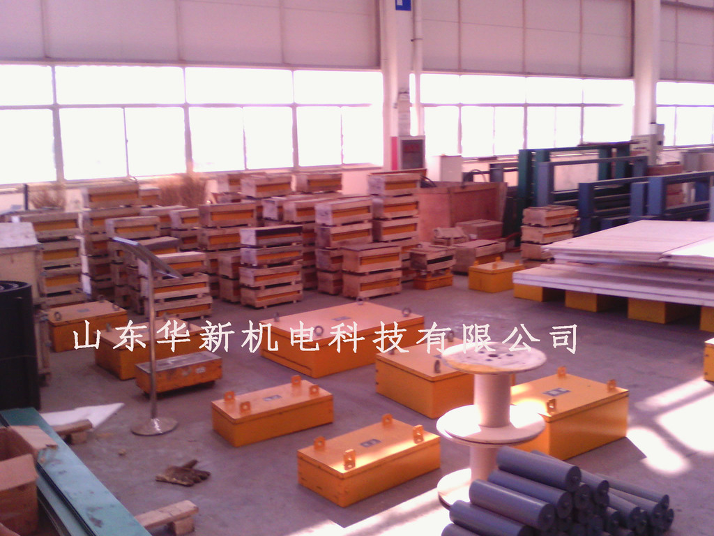 永磁除铁器生产厂家 山东华新 RCYB-8悬挂式永磁除铁器 厂家推荐