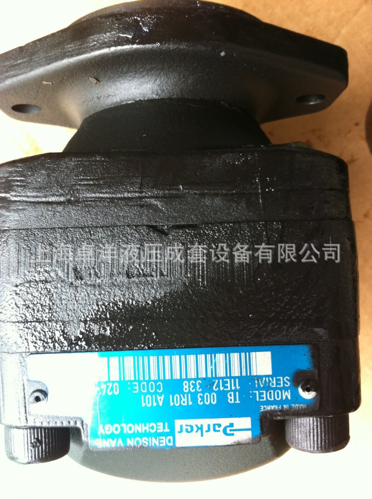 TM3B 009 1R00 C102  供应PARKER泵