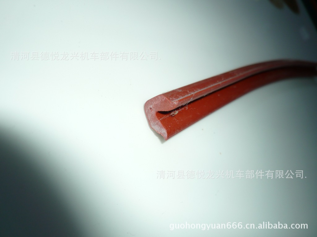 红色硅胶条 硅胶门窗胶条 多种硅胶条 发泡硅胶条