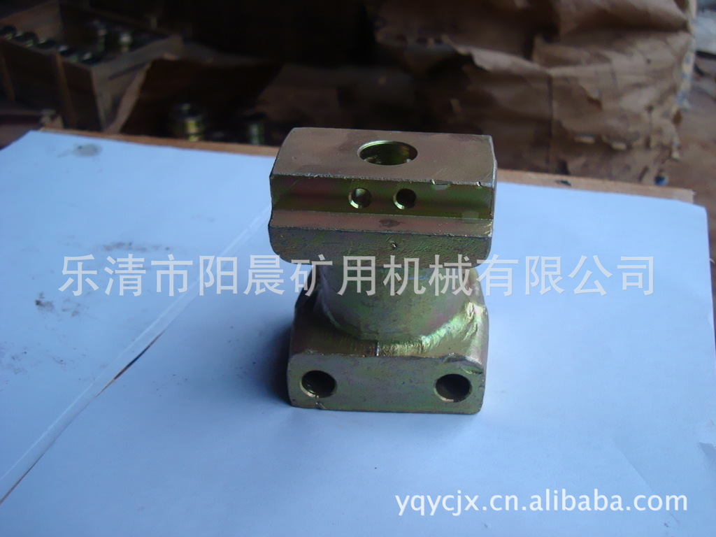 供应矿用直通/直通接头系列/厂家直销