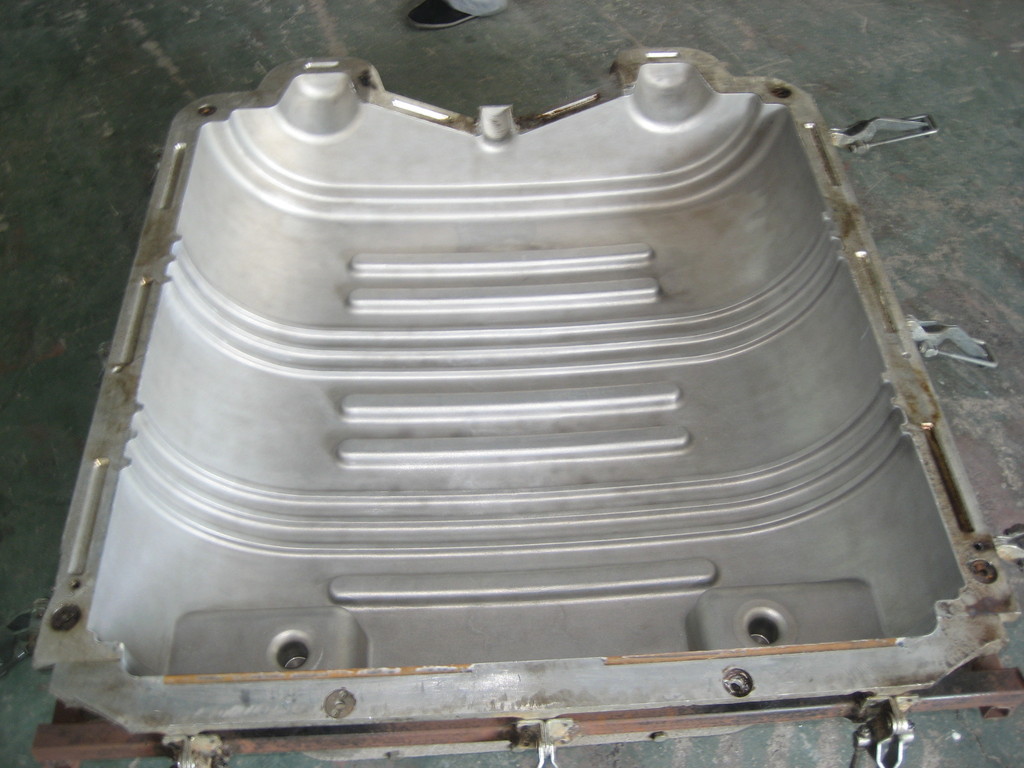 供应化粪池滚塑模具，铝模