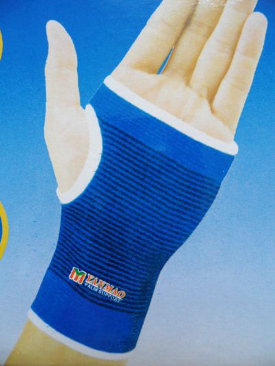 厂家直销0820盒装针织护手掌 半指手套 健身器械手套 运动手套