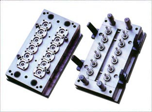 供应规格多样的吹塑模具 做工精密