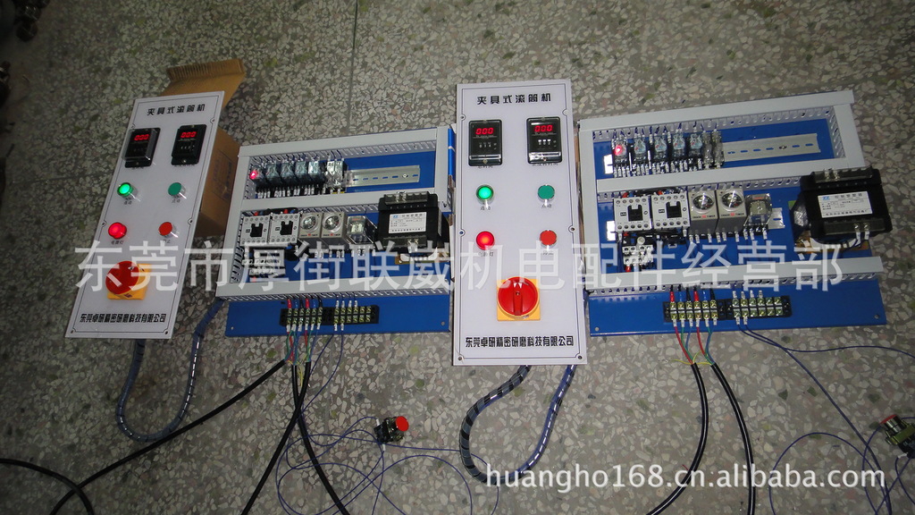 东达变频器TDS-V8应用在六角木桶机夹具式滚桶机的项目合作