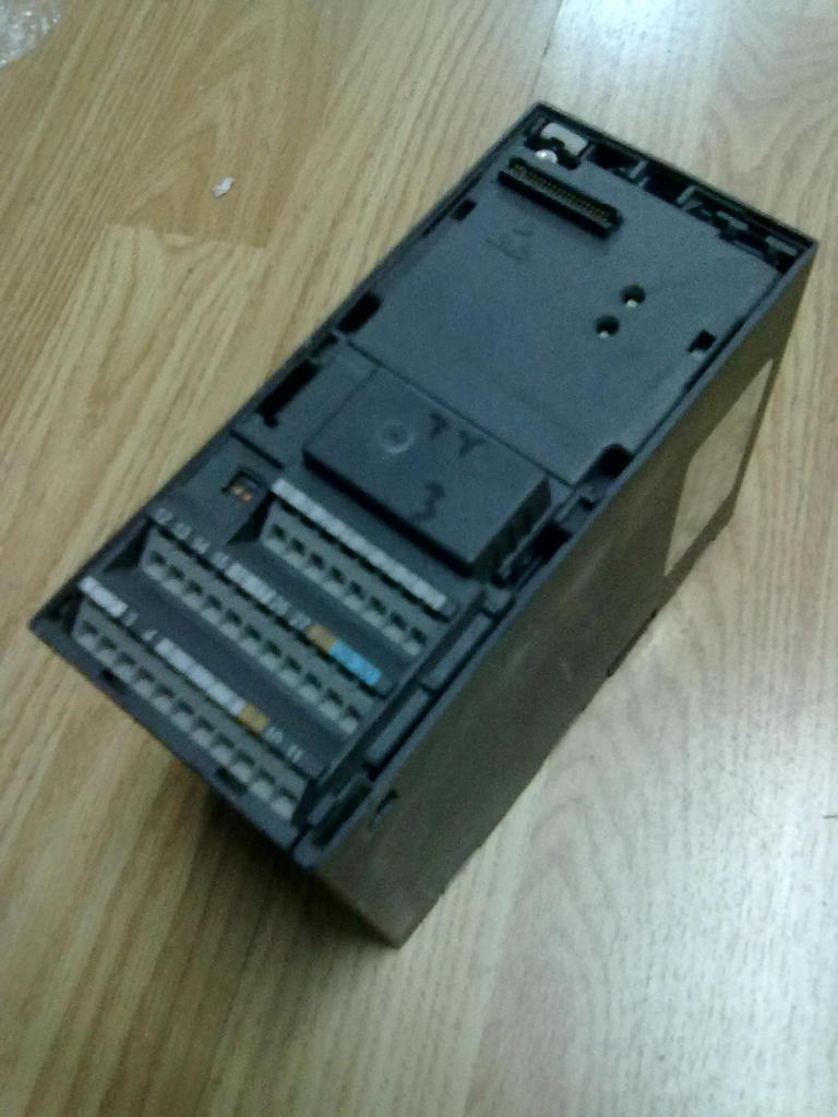 西门子profibus通讯模块调速器 6SE6400-1PB00-0AA0议价