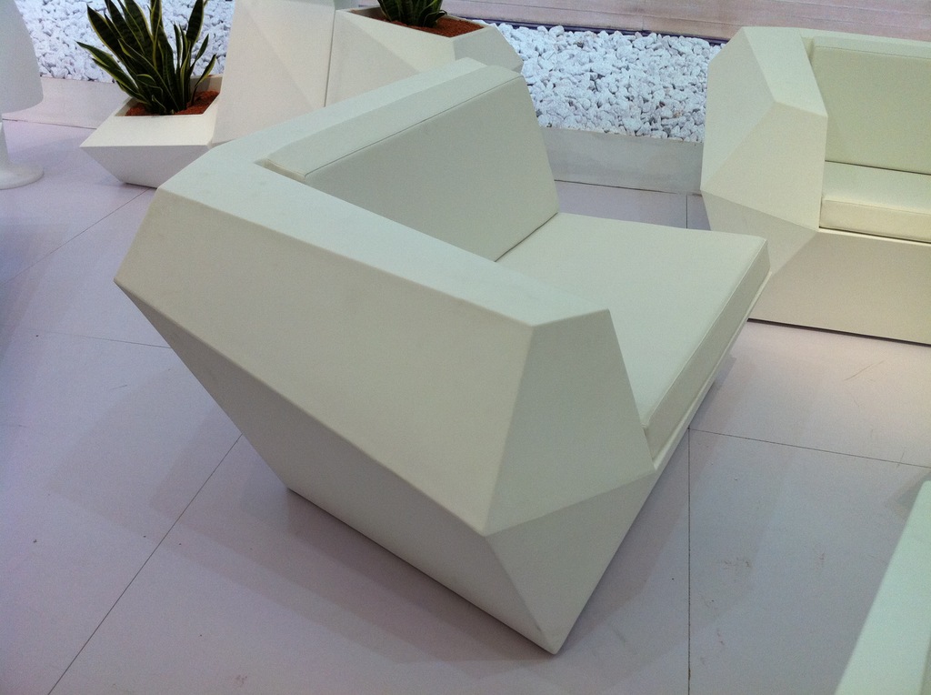 供应滚塑家具、滚塑产品、休闲家具、户外躺椅