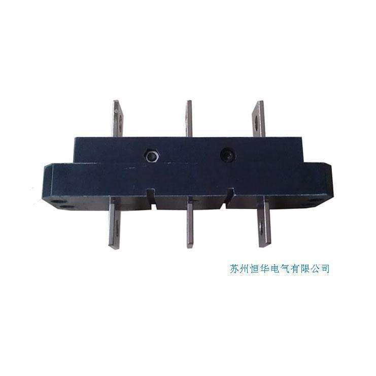转接件 一次插件 二次插件 操作机构 母线框 母线夹