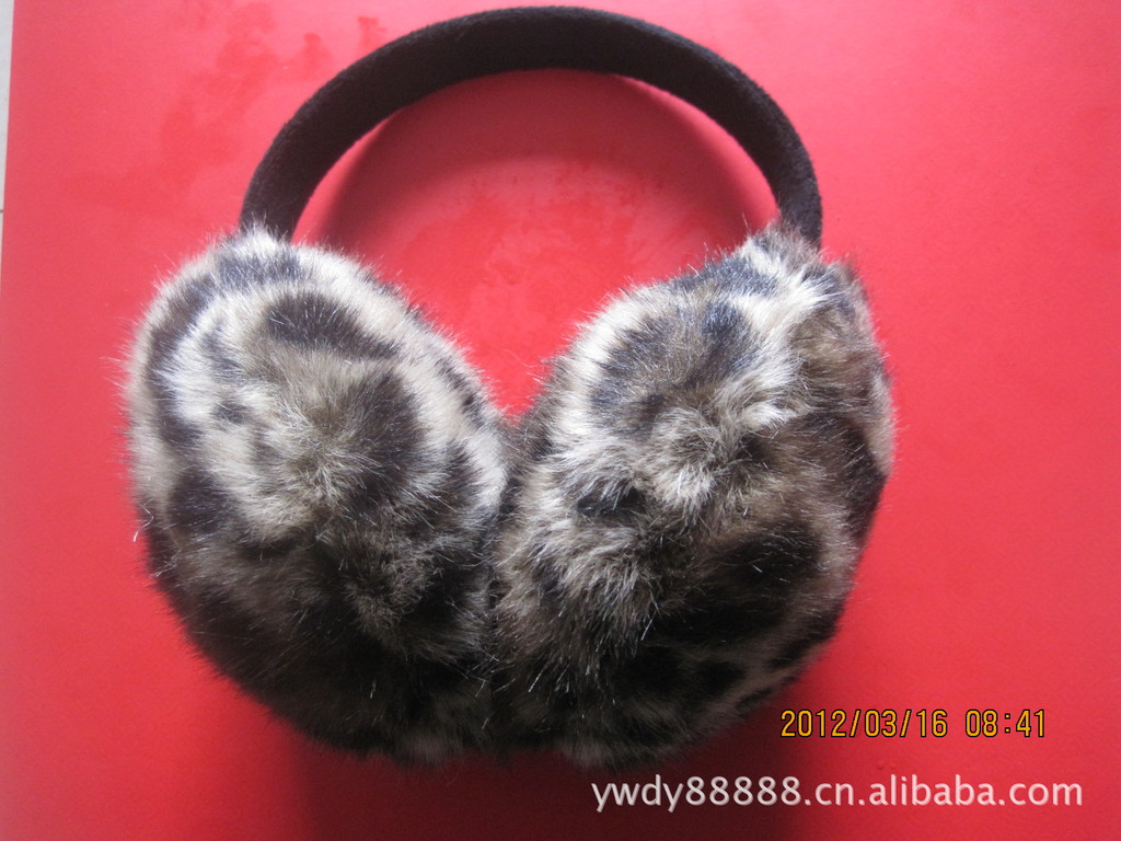 厂家供应各种优质保暖耳套、高档毛绒保暖耳罩、胡耳套、耳包、