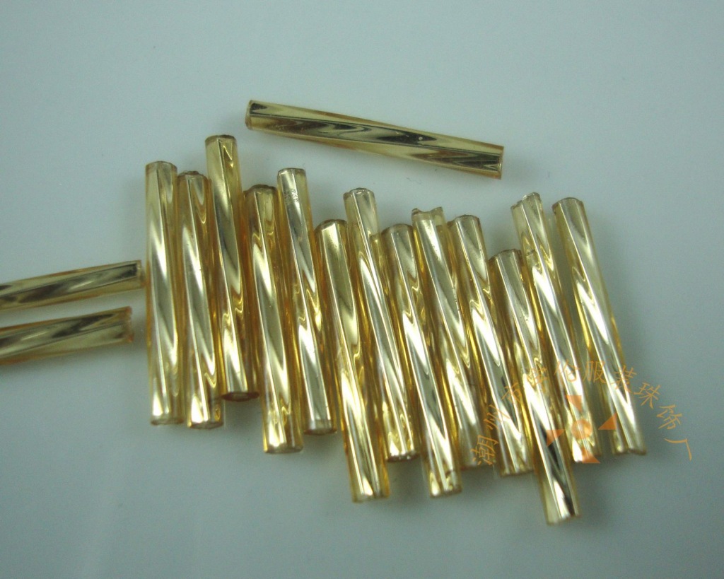 0.26*2.2cm镀银玻璃珠管 螺旋管 扭管