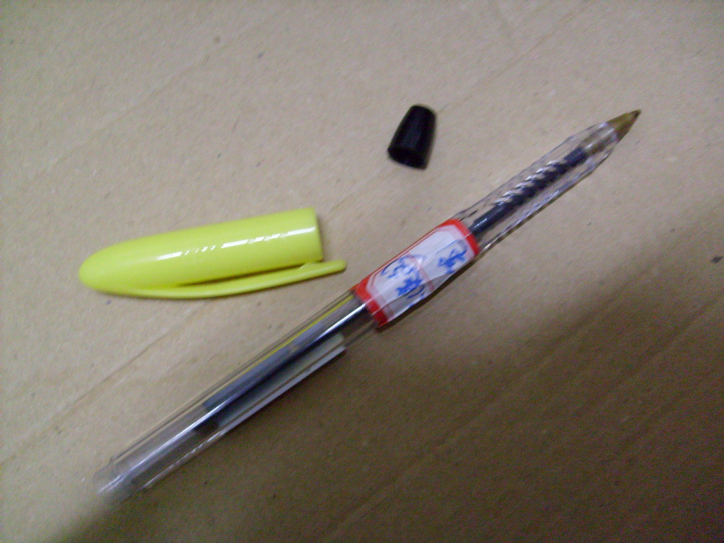 供应笔模.塑料模具(18年制模经验)