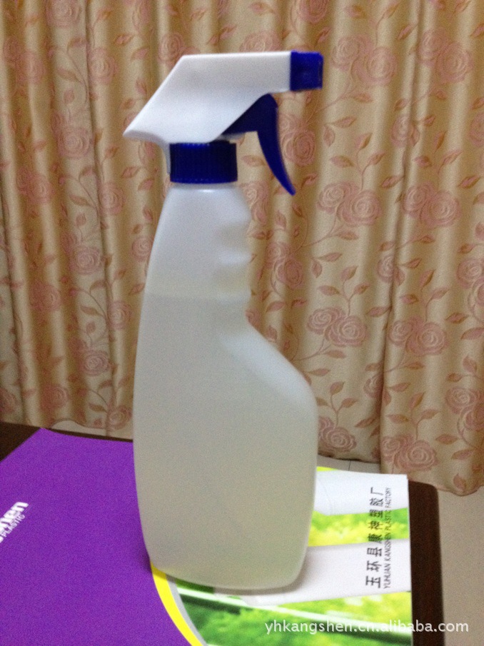 供应500ml喷雾瓶适用油污净,清洗剂，甲荃清除剂消毒液等厂家直销
