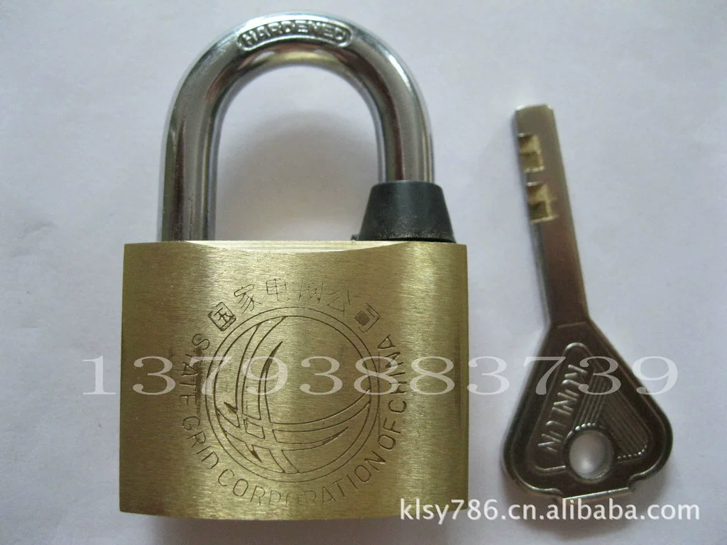 Производители замков Kunlun оптом 40 мм Лезвие Медный замок современный простой изогнутый лезвие силовой медный замок