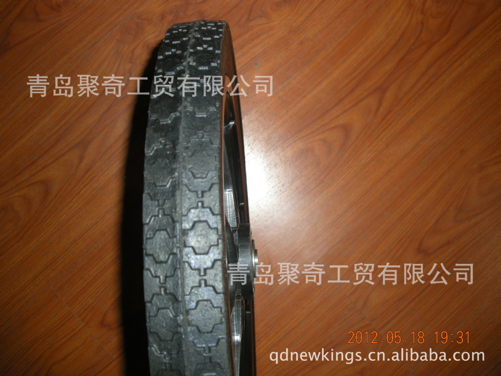 16x1.75 橡胶 胶粉 实心轮  鹿车轮子 户外工具车轮