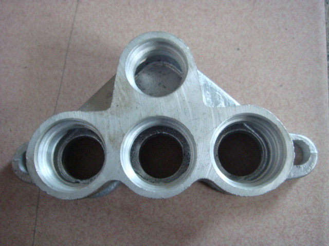 三缸活塞泵吸水座，各种型号高压清洗机36.40.55，58吸水座，零件