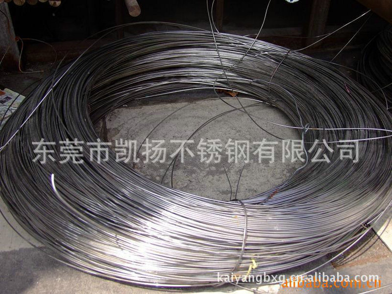 470275978_1869463747