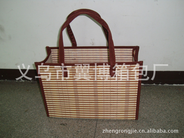 Handheld capacious shopping bag
