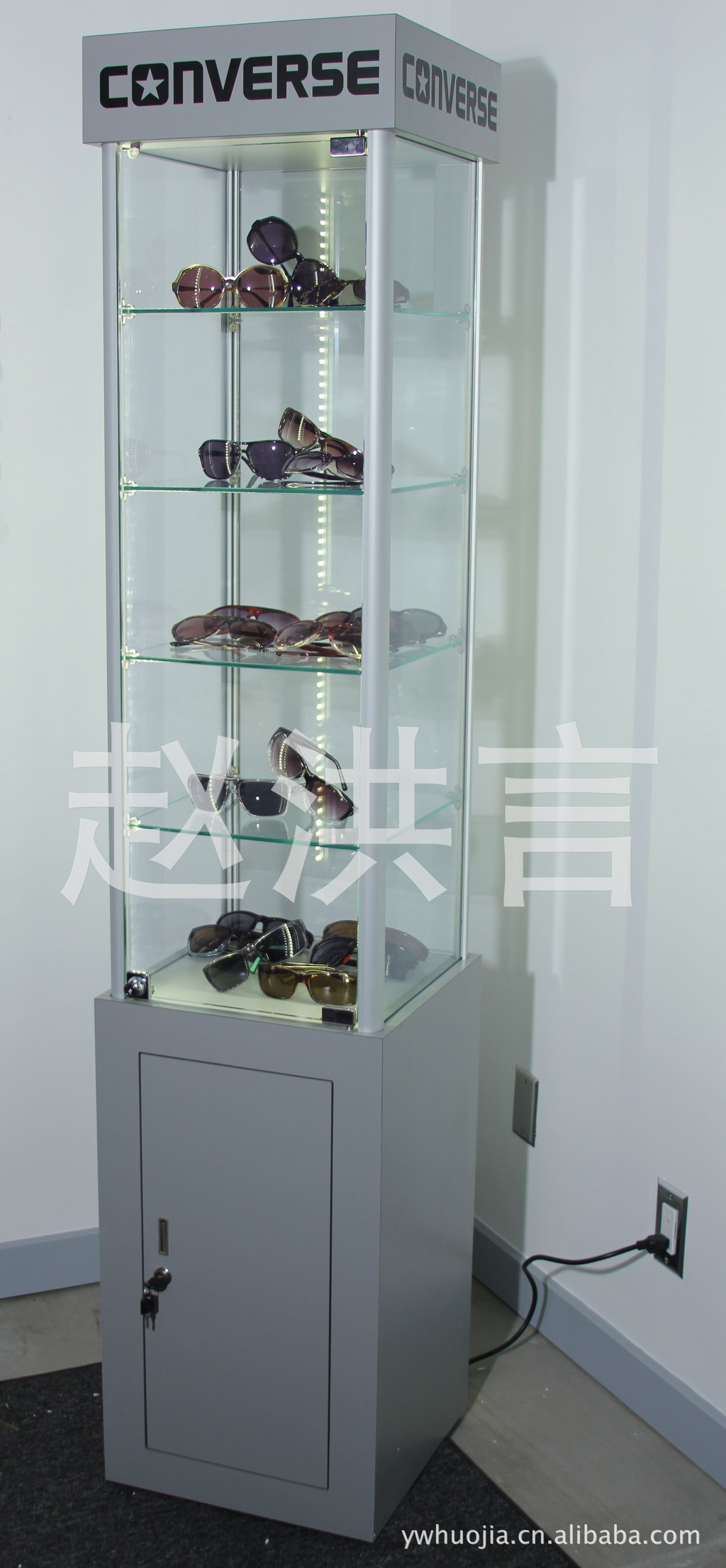 义乌货架厂家直销大量供应优质铝合金玻璃木制喷漆眼镜展示柜