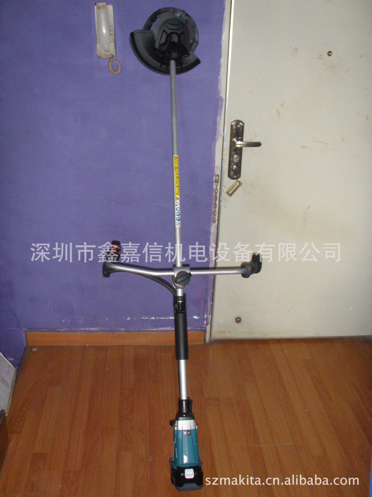 现货批发零售日本makita牧田充電式割草機BBC231URDE