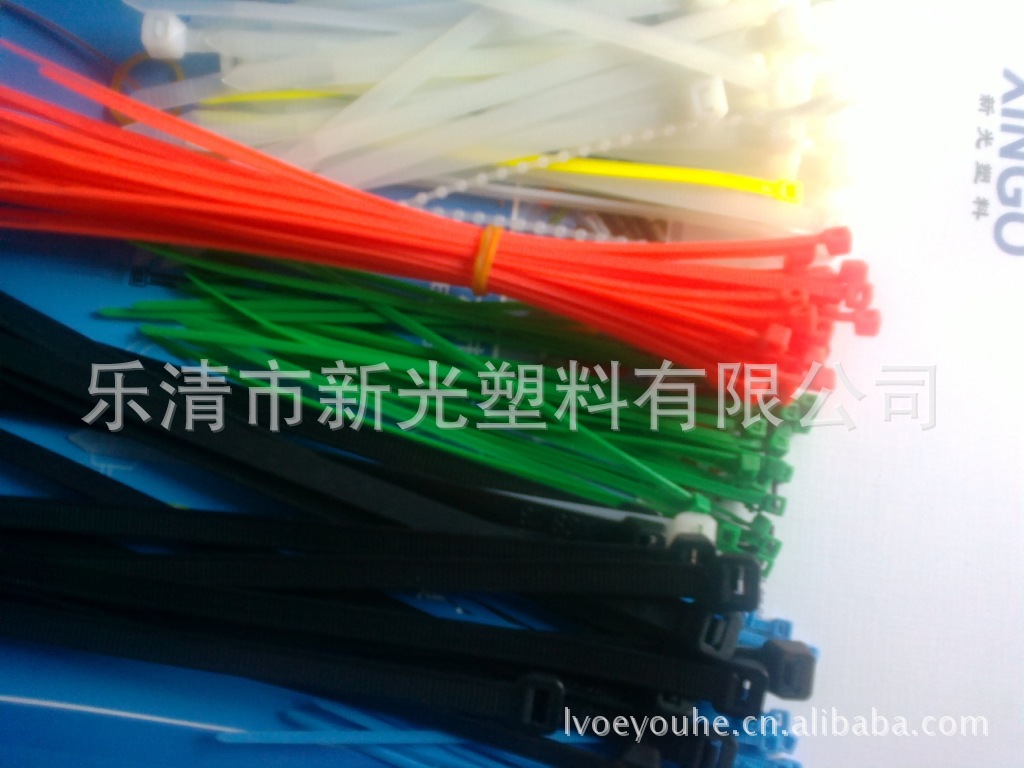 supply 5.8*300 Self-locking nylon cable ties