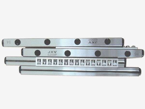 供应交叉滚柱导轨、直线滑动导轨