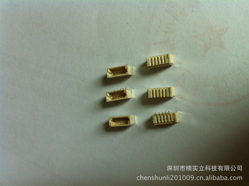 条形连接器-1.0T*5PB立式贴片