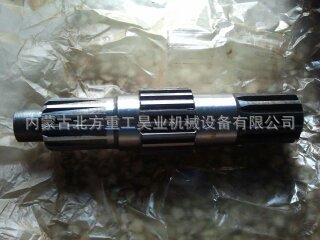 特雷克斯TEREX 3305 3307用15245600，,15252439 PTO轴