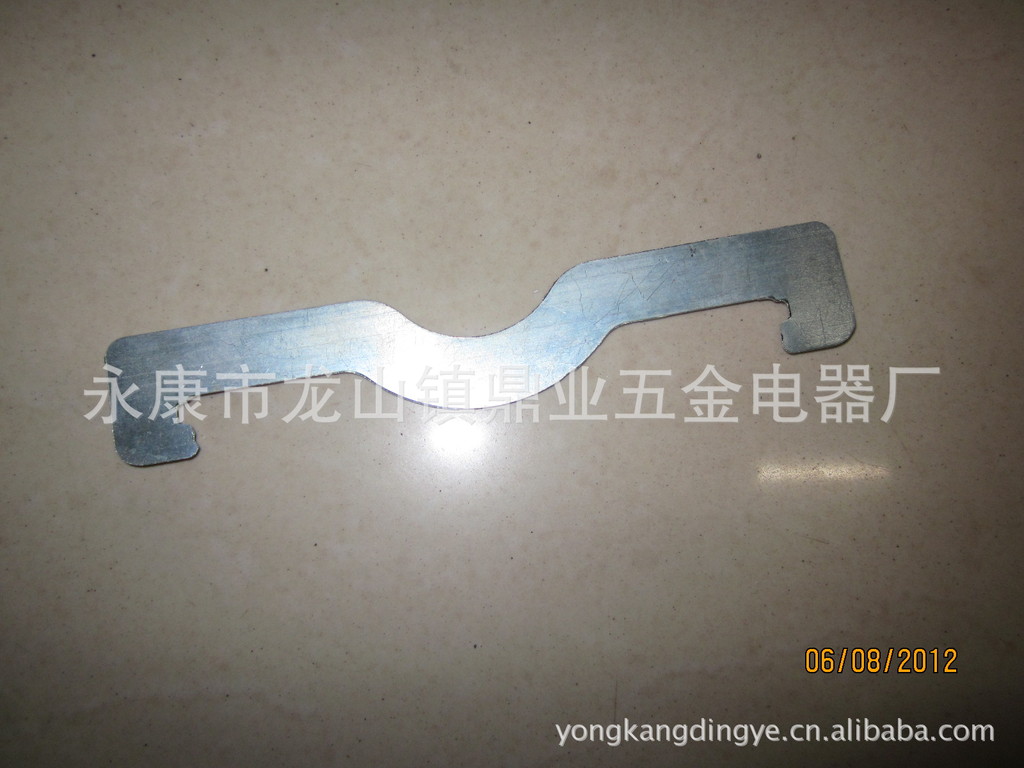 厂家直销16/20/25/32/40 骑马卡，蝴蝶卡，马鞍卡 质量保证，价低