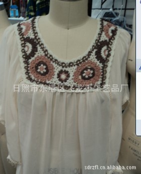 供应手钩衣领花边，领花。手工钩编衣服领子，品种全。款式新