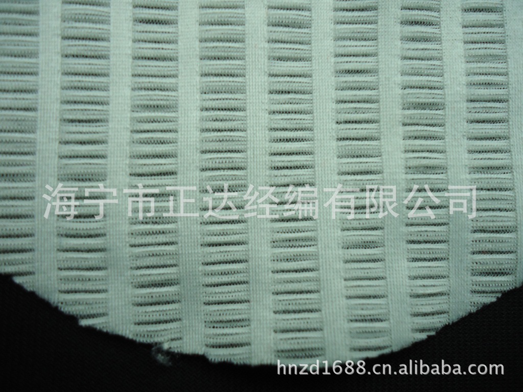 厂家直销针织经编全涤纶泡泡网眼布经编网眼布纱网面料