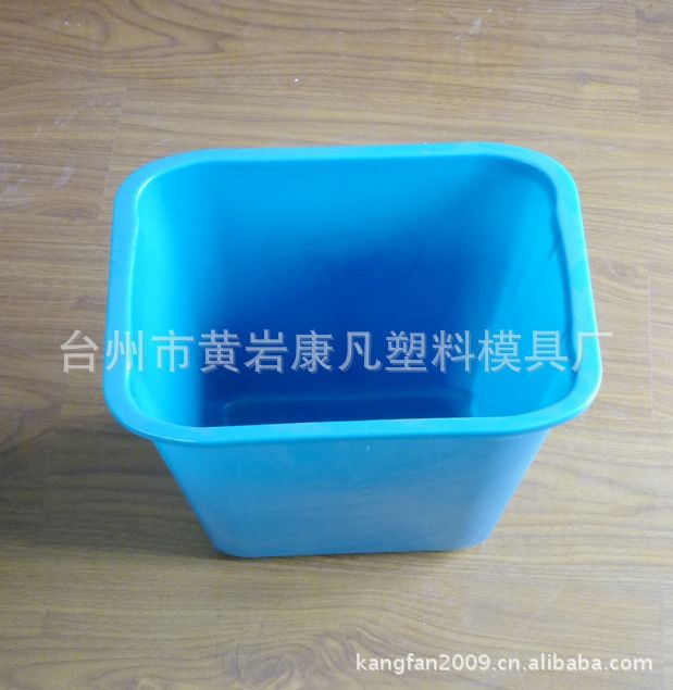 浙江黄岩模具公司 台州定制桶模具厂家 注塑模具塑料垃圾桶模具