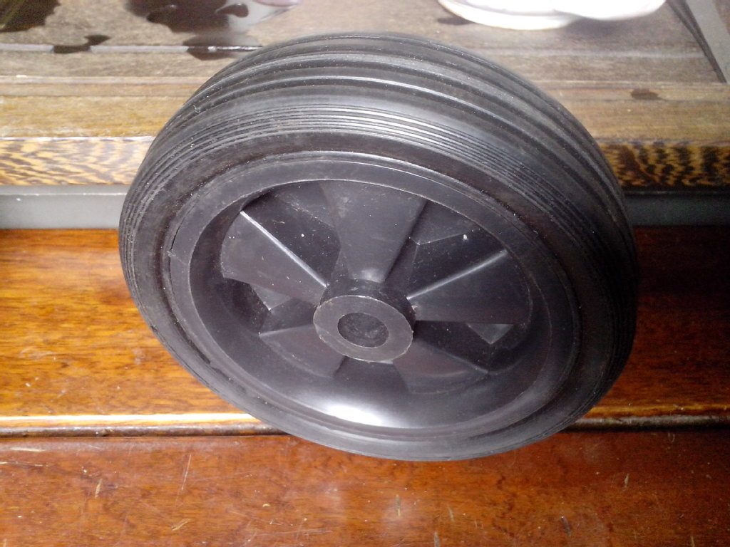 供应橡胶轮质优5寸橡胶塑料轮子