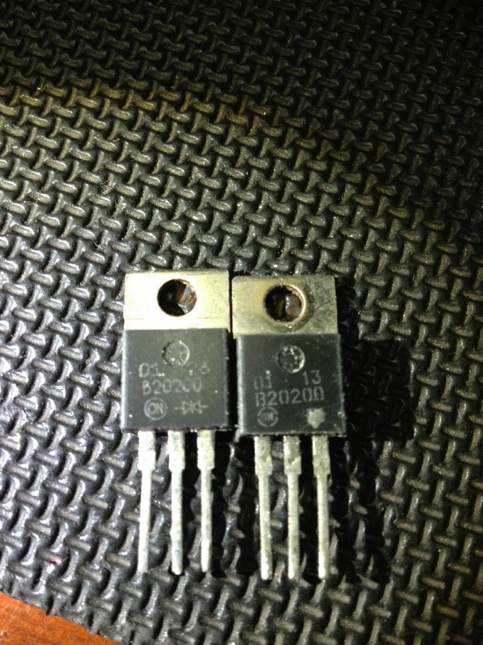 专营拆机三极管批发B20200肖特基20A200V原装拆机 质量稳定