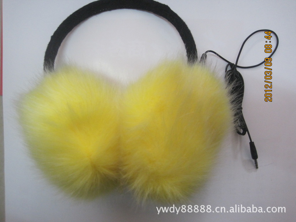 厂家供应各种耳机耳套、音乐耳机保暖耳罩（可以定做不同款式）