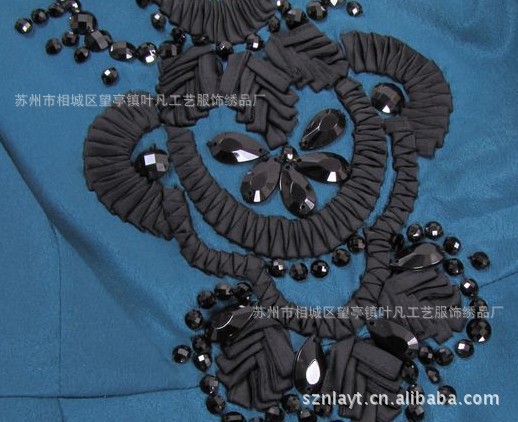 长期供应黑色简约时尚机绣水溶花刺绣 女装网布刺绣领花