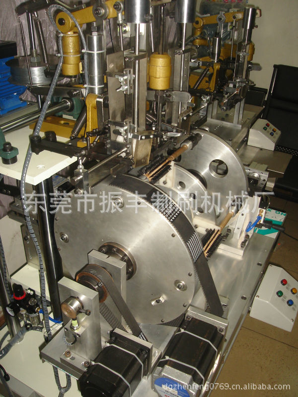 专业制造木质圆棍钻孔植毛一体机 厂家货源直销 供应批发