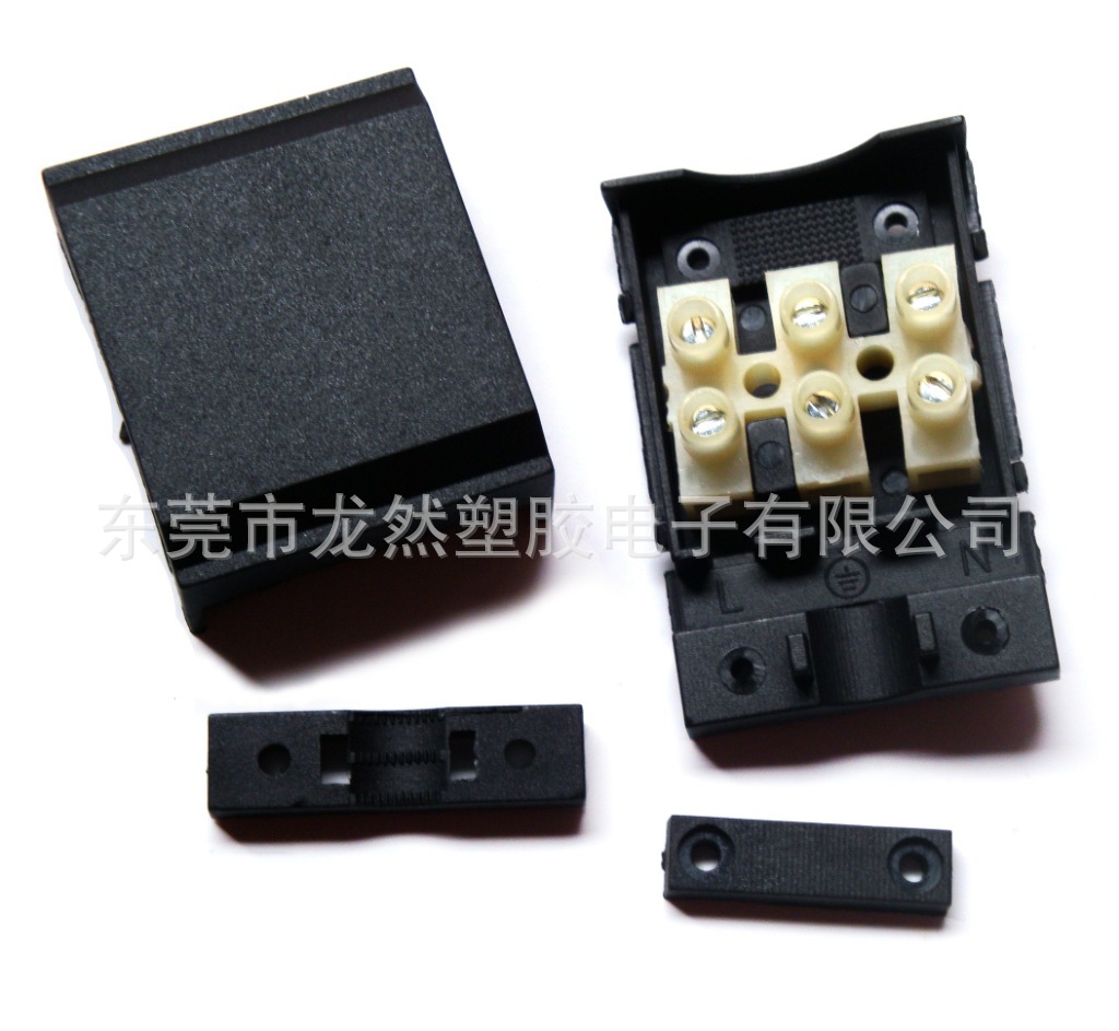 龙然厂家直销PA12三位防水接线盒 双边压线3拼绝缘接线盒