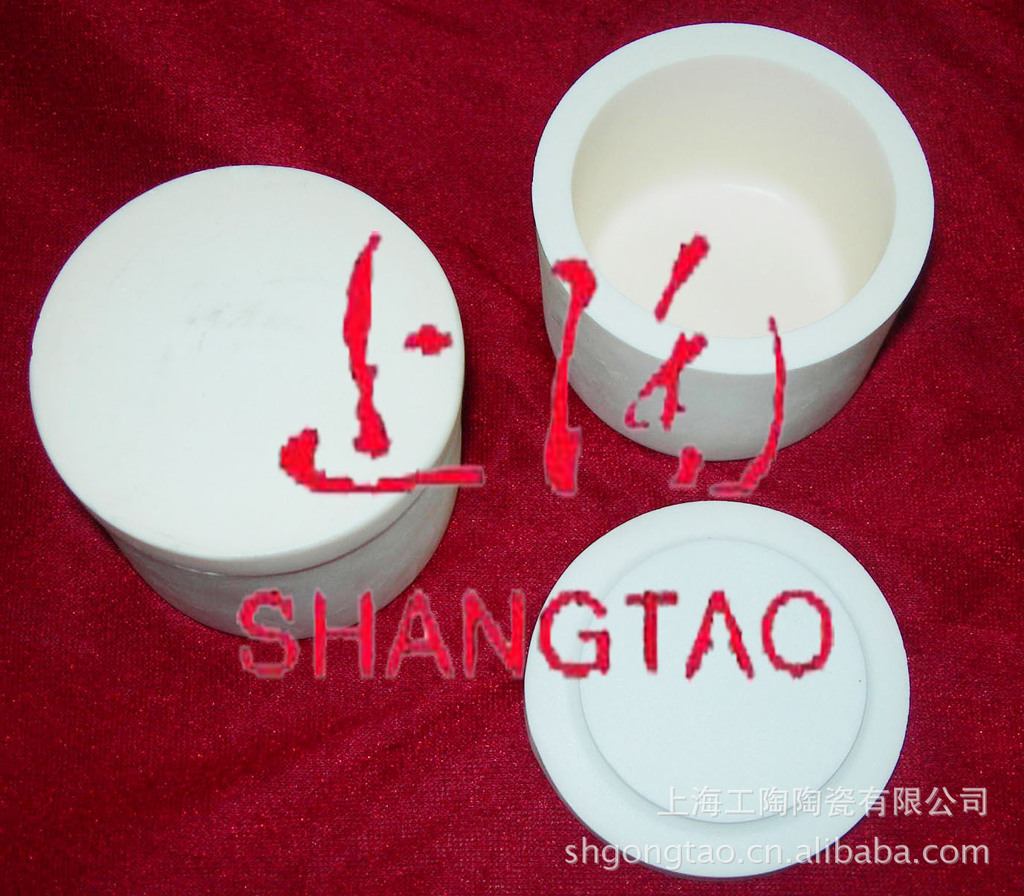 厂家供应99%氧化铝陶瓷球磨罐，99瓷刚玉球磨坛