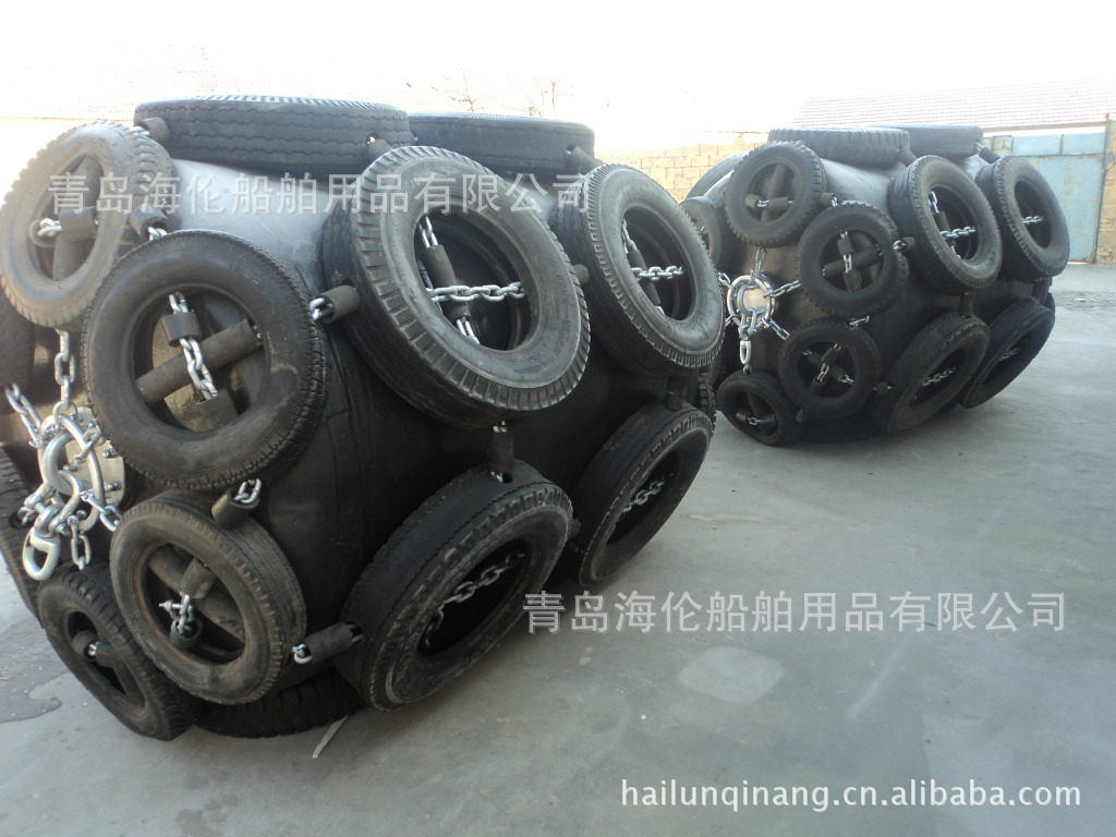 聚氨酯护舷（靠球）充气橡胶护舷，靠球（图）81防撞设施青岛否是