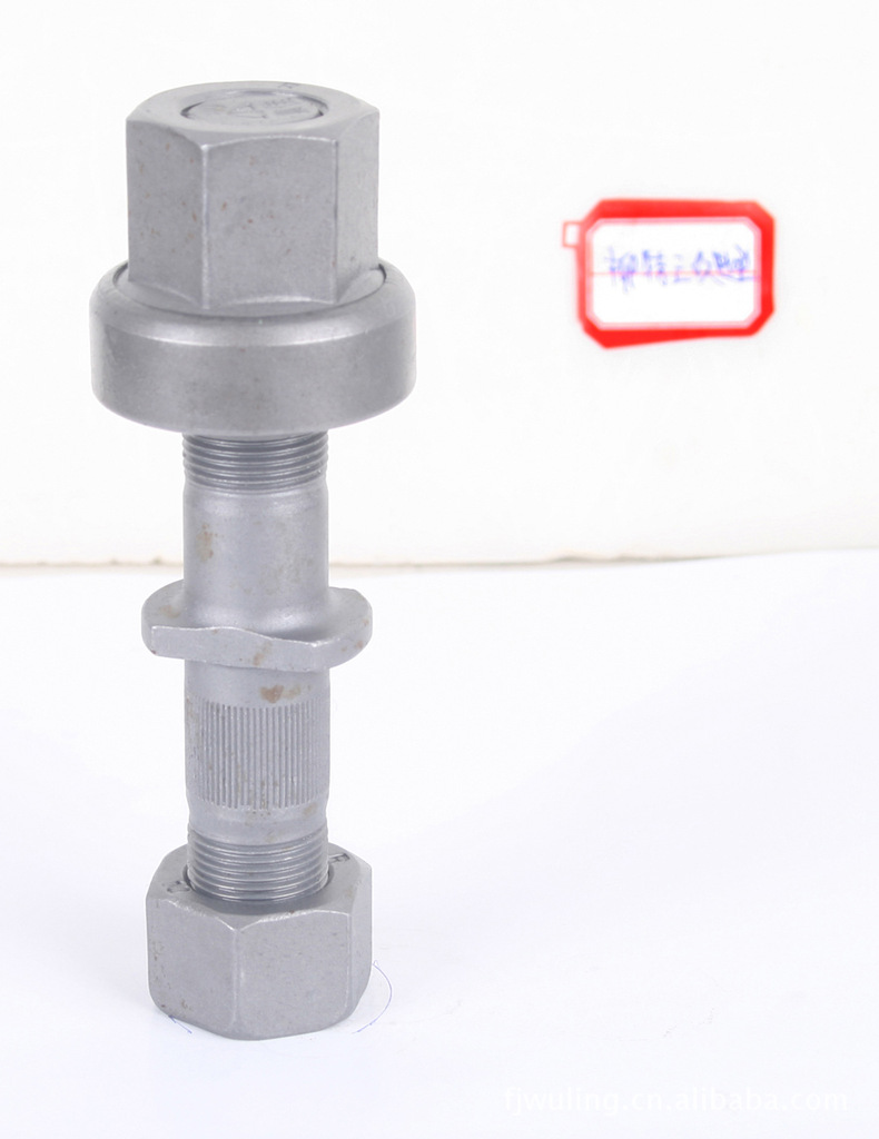 供应6782轮胎螺栓